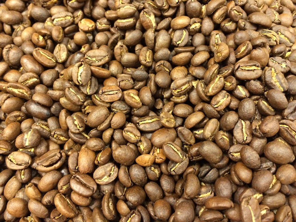 Roasted coffee beans